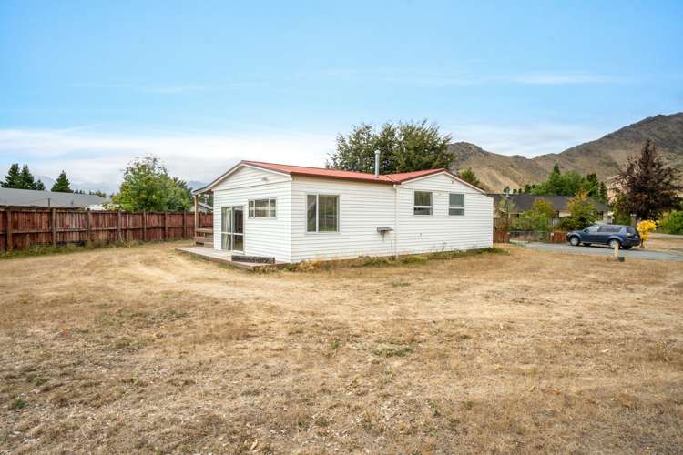 3 Saint Cuthbert Place Omarama_16