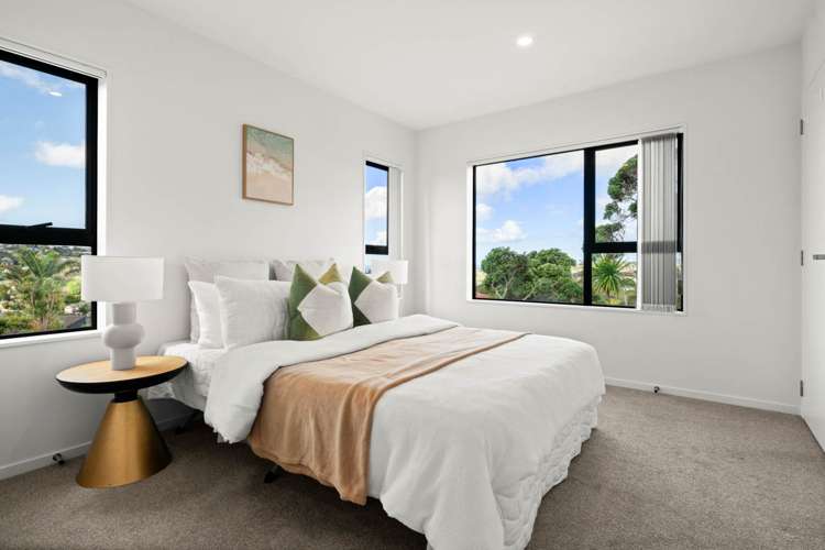 2d Robin Lane Browns Bay_11