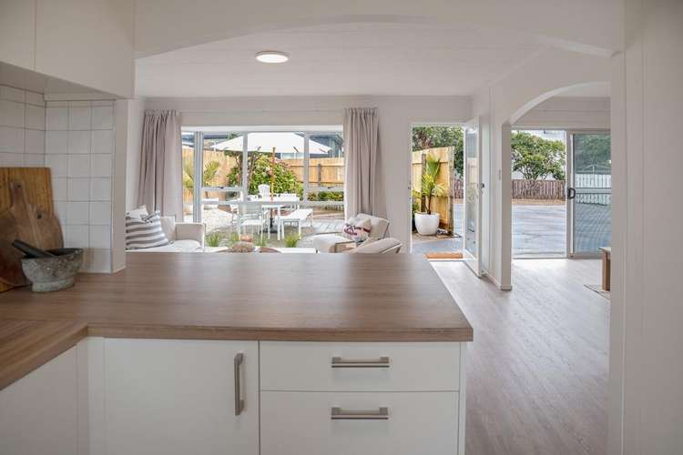 3/83 Centreway Road Orewa_14