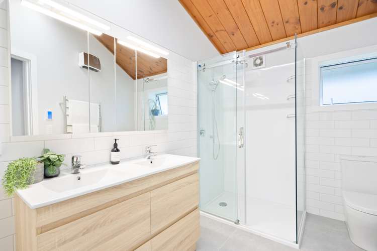 4 Gibbia Way Beachlands_13