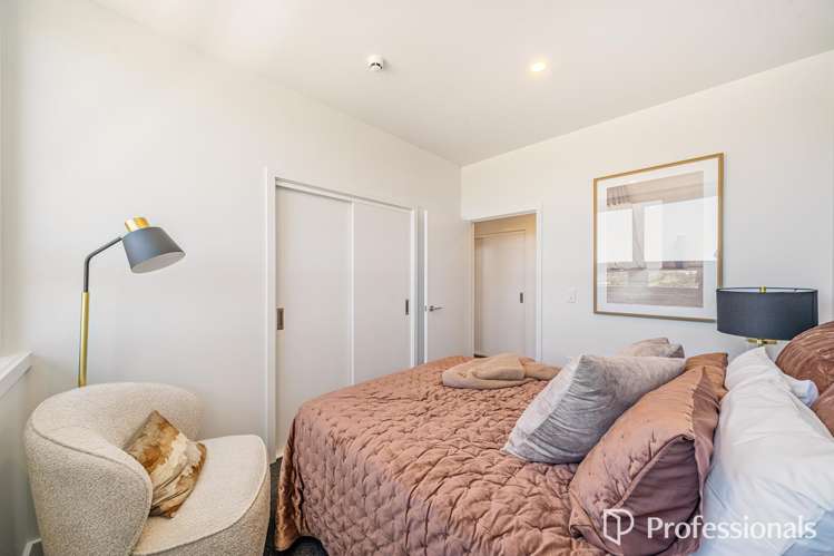 1/14/41 Percy Cameron Street Avalon_10