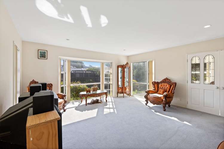 84 Lake Terrace Road Burwood_6