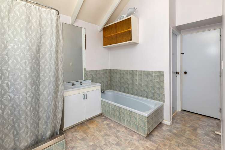 192 Western Hills Drive Kensington_10