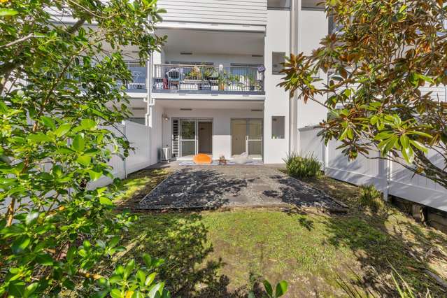 Feels Like Home - Courtyard & Top Location!