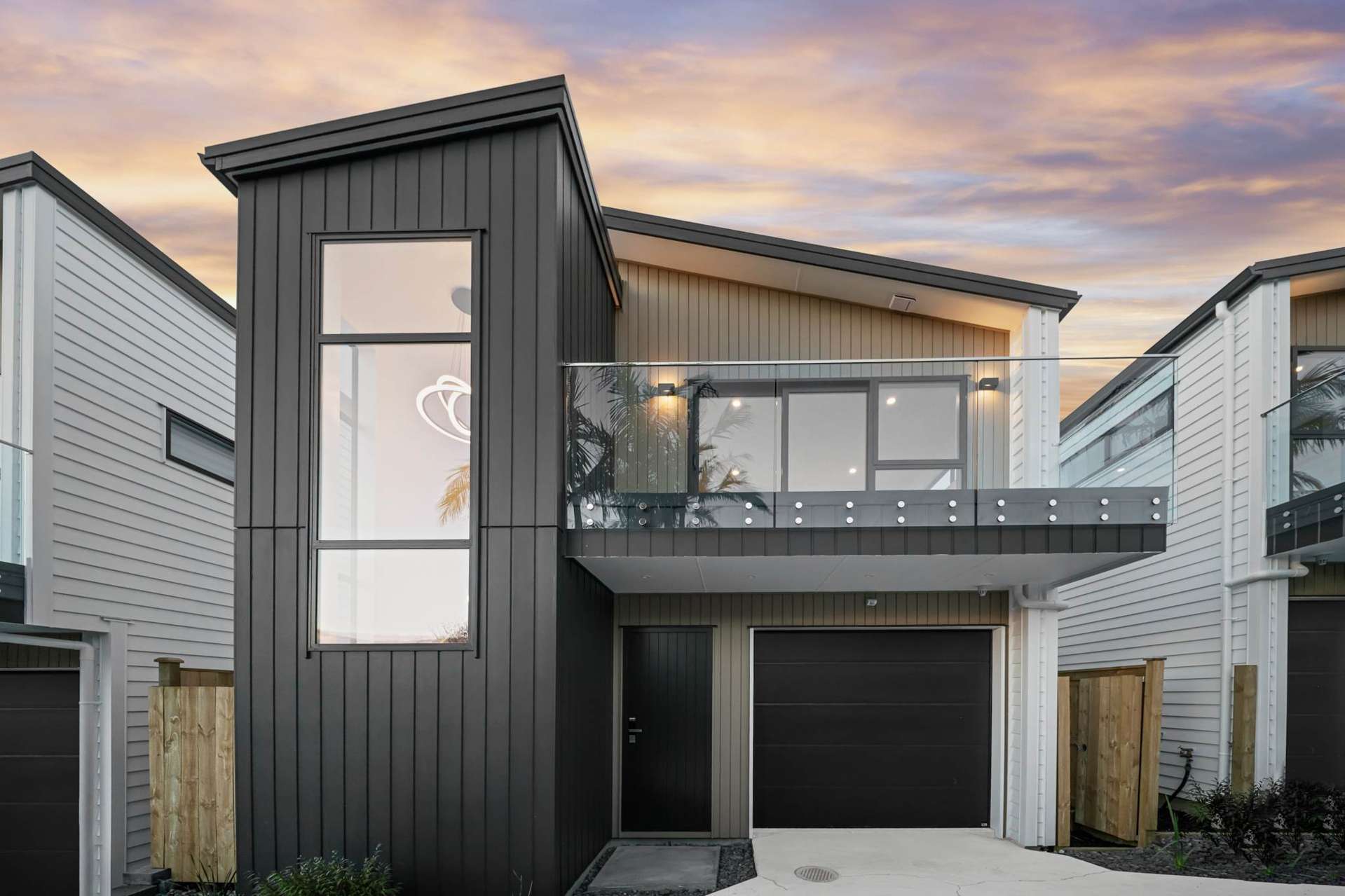 3/ 16 Madison Place Forrest Hill_0