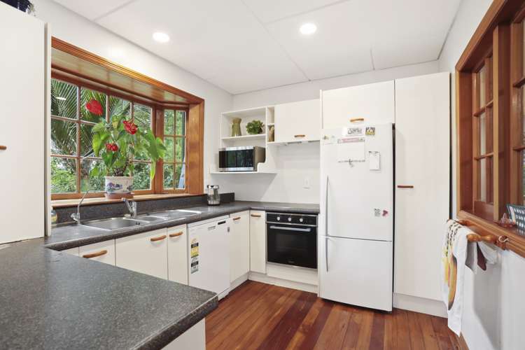 46 Tanekaha Road Titirangi_8