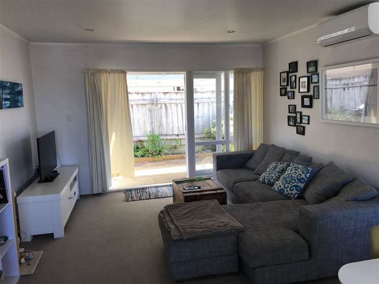 2/7 Richards Avenue Forrest Hill_2