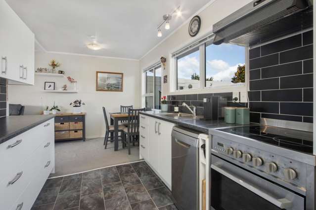 2A Francis Drive Katikati_2