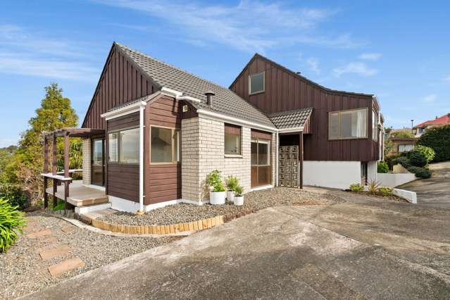 Ready Now - Vacant & Views!