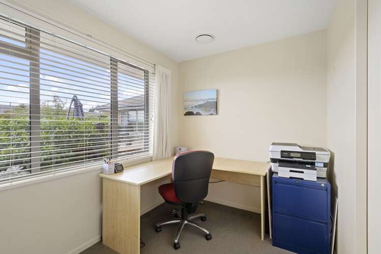 84 Stott Drive Darfield_19