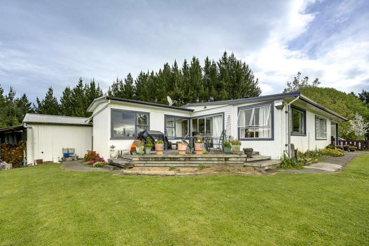 139 Clareinch Road Omakere_13