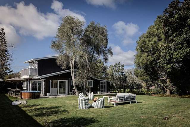 Large 3BR Home in Mangawhai