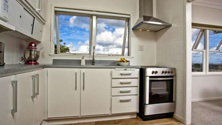 2/240 East Coast Road Forrest Hill_4