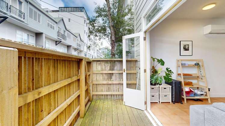 18 Tennyson Street 2185_12