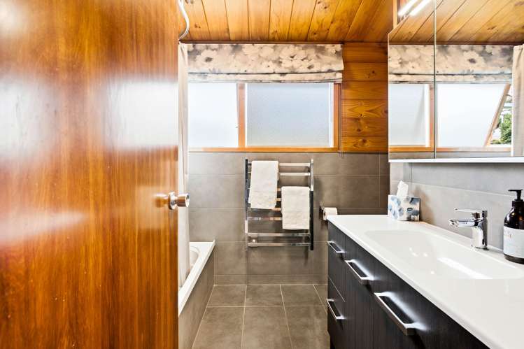 6 Melrose Street Roslyn_14