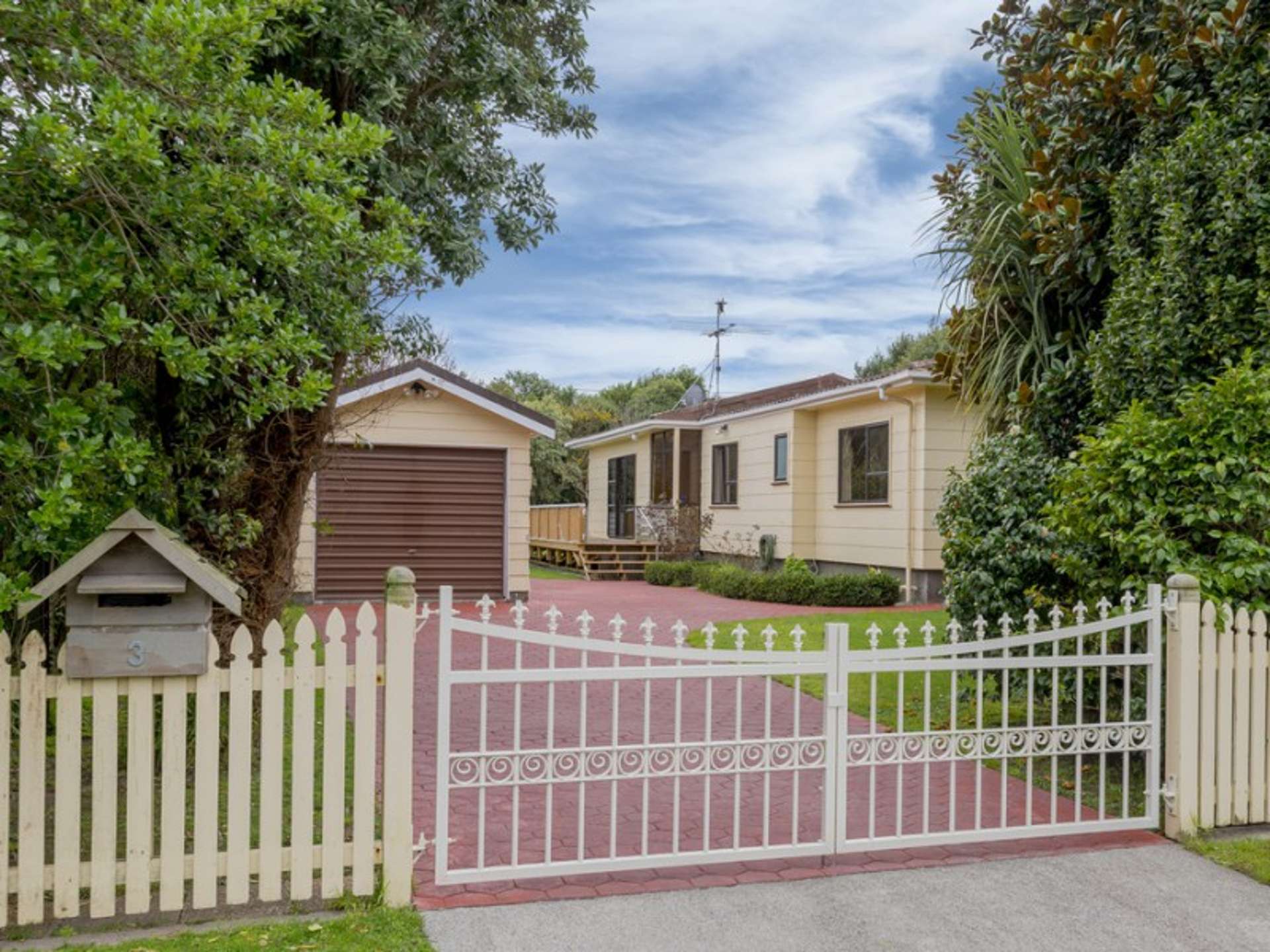 3 Puriri Road Waikanae_0