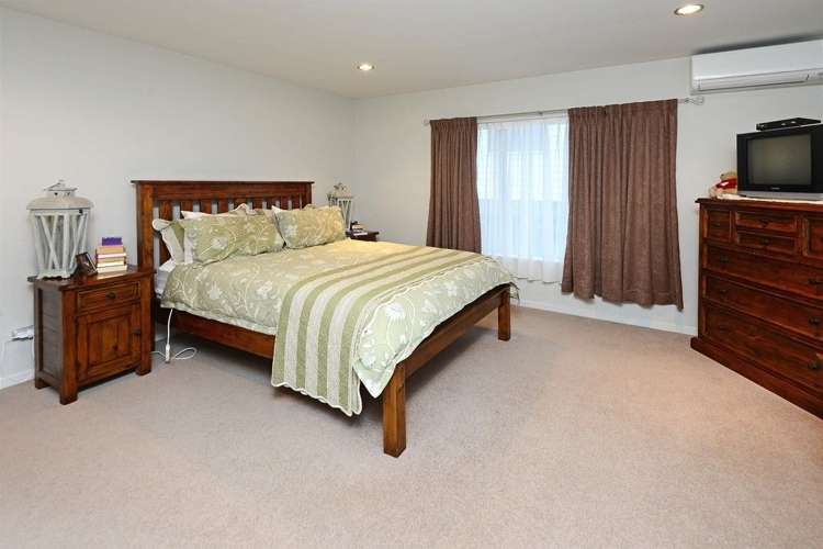 25 Andy Crescent Flat Bush_8