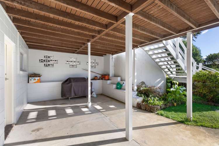 8 De Luen Avenue Tindalls Beach_17