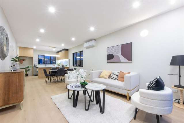 4 Greenbrier Street Westgate_2