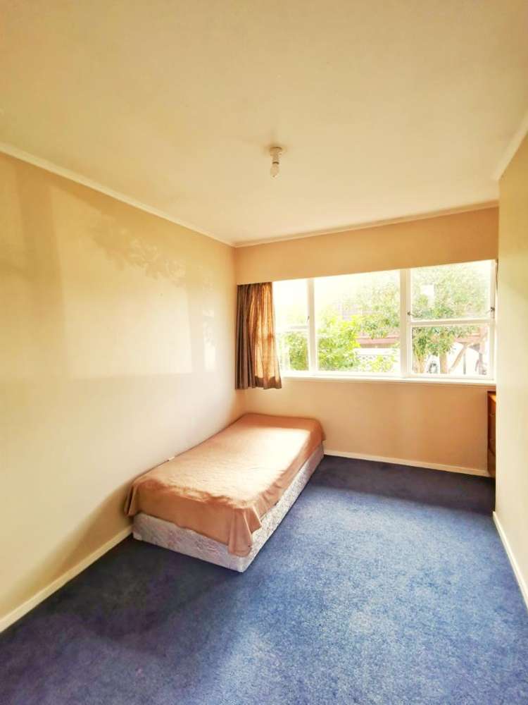 15 Taitua Drive Te Atatu South_9