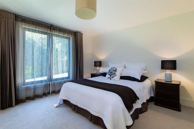 2/70 Kitchener Road Milford_12