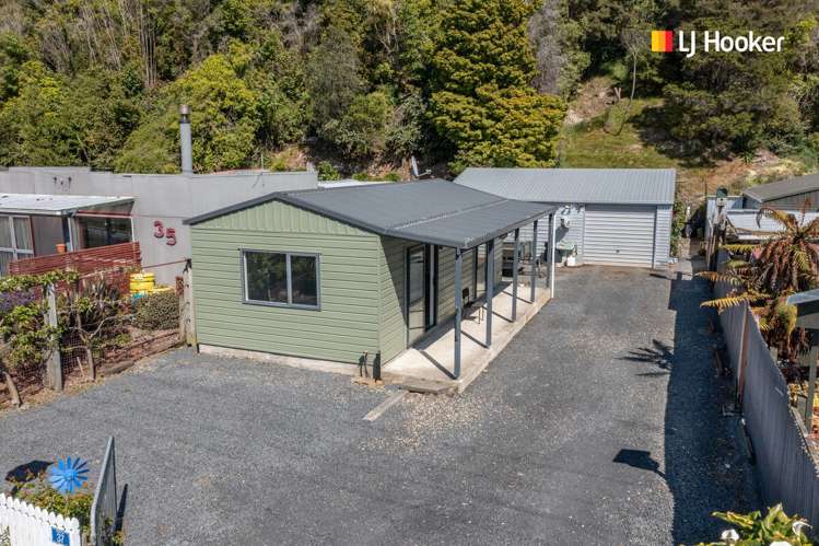 37 Riverside Road Taieri Mouth_10