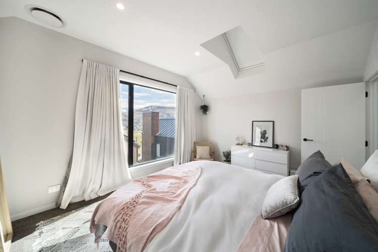 17 Double Cone Road Jacks Point_15