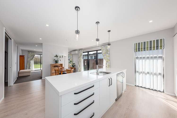 47 Euphrasie Drive Aidanfield_7