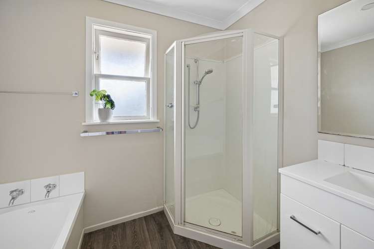 55 Wycliffe Street Onekawa_6