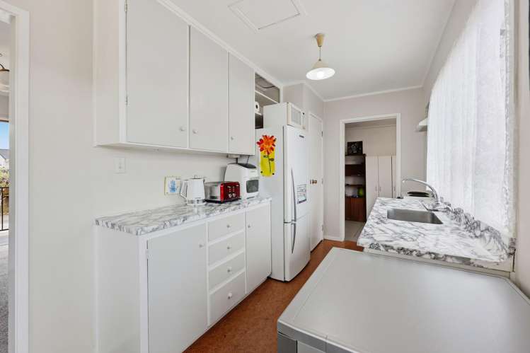 2/23 Butley Drive Farm Cove_11