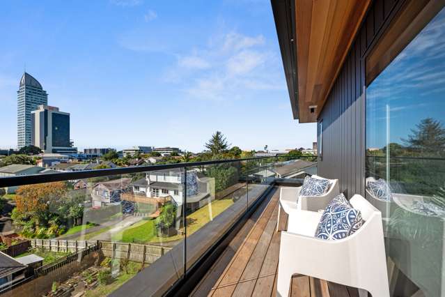 12/12 Burns Avenue Takapuna_4