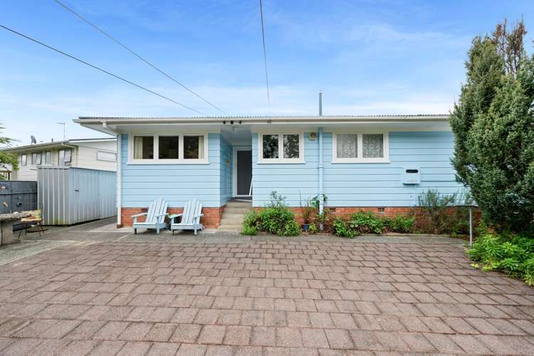 69 Woodside Road Massey_18