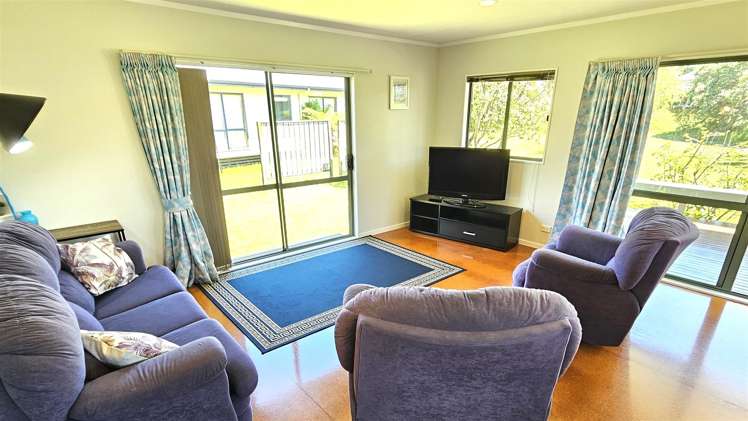 111 Castle View Road Matarangi_6