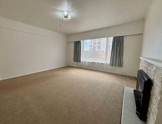 212 Lake Road Northcote_3