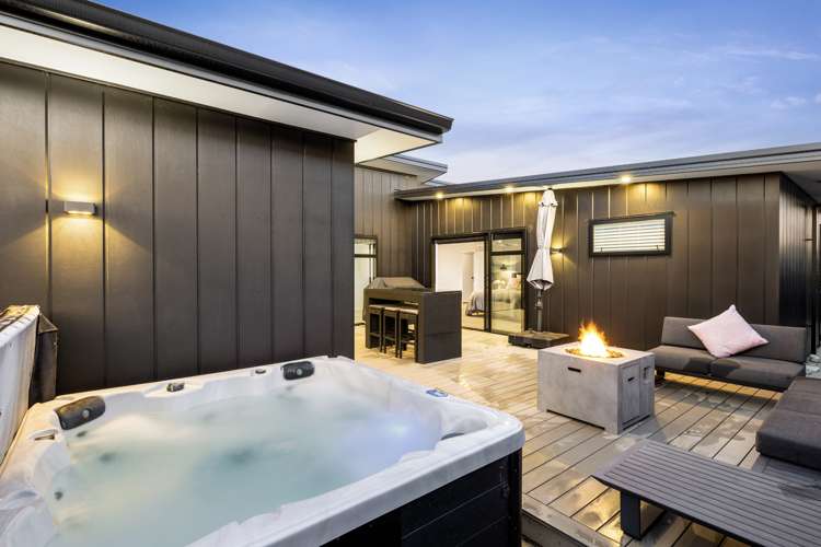 15 Saint Thomas Avenue Pyes Pa_19