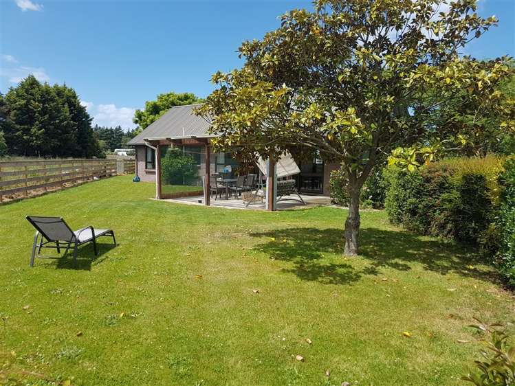 4 High Street Sefton_17