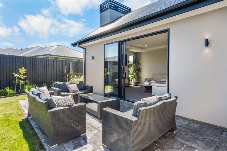 10 Snow Cup Close Lincoln_31