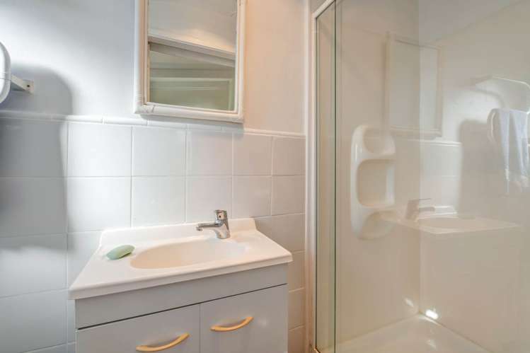 2/40 Kestrel Heights Arkles Bay_7