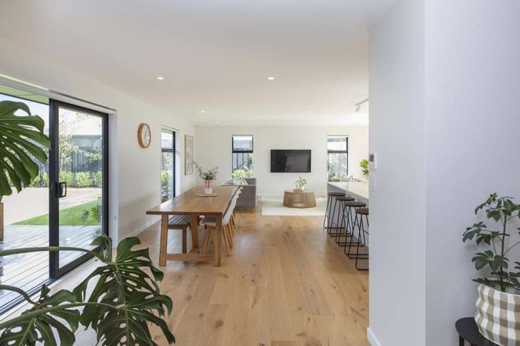 7 Winning Post Place Halswell_13