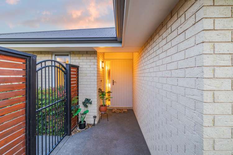 32 Euphrasie Drive Aidanfield_17