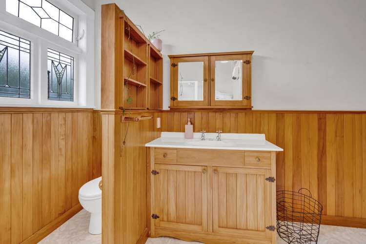 1170 A South Road Manaia_26