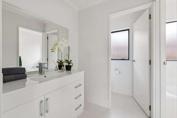 10 Medvale Avenue Flat Bush_10