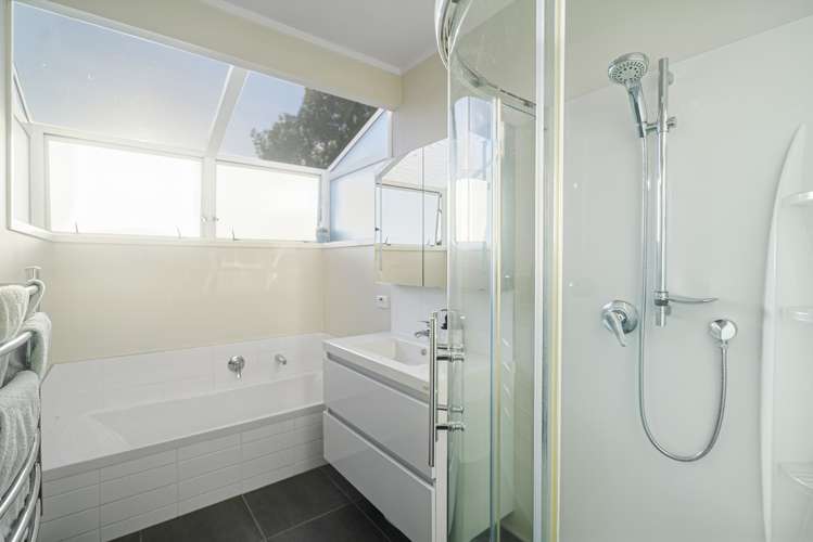 139 Elliot Street Pahurehure_14