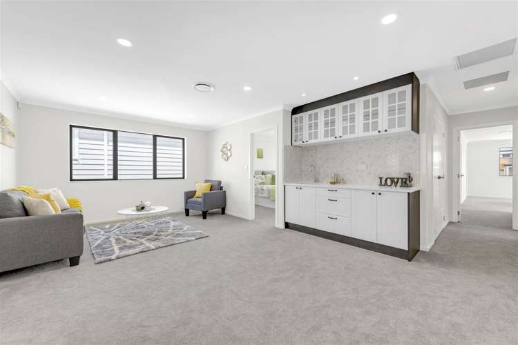 14 Dungloe Avenue Flat Bush_8