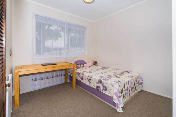 1/7 Taurus Crescent Beach Haven_11