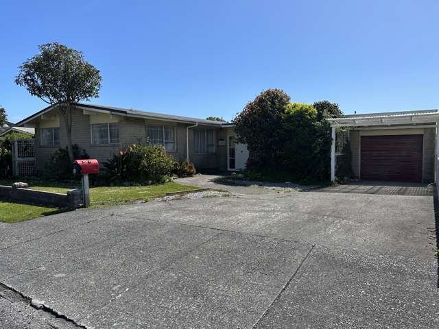 269 Sewell Street Hokitika_1