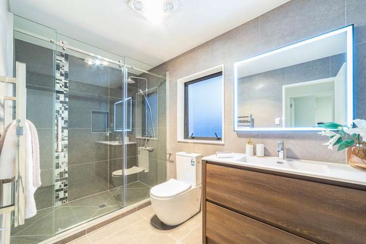 2 Mantis Lane Hobsonville_11