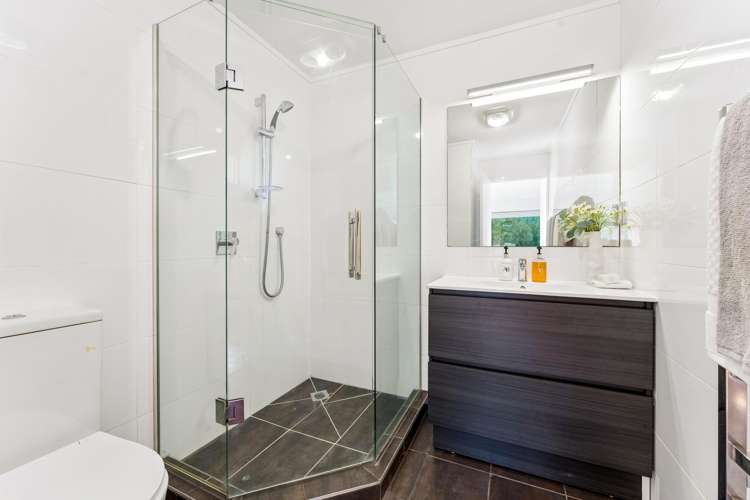 25 Zara Court Windsor Park_18