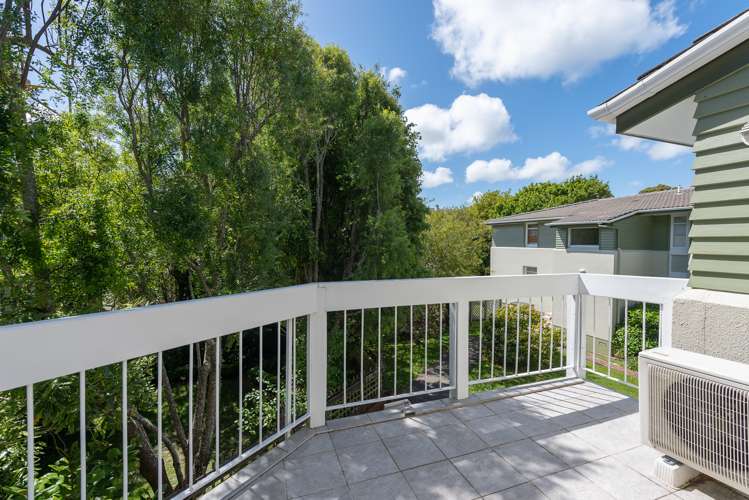 4e Hatton Street Karori_13