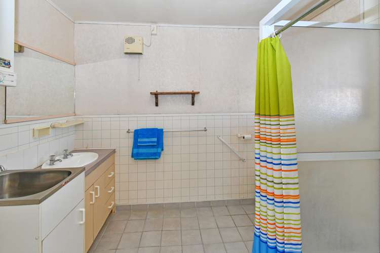 8/151 Kitchener Road Pukekohe_5